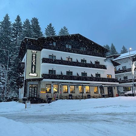 Manor Ski Hotel Predeal Exterior photo